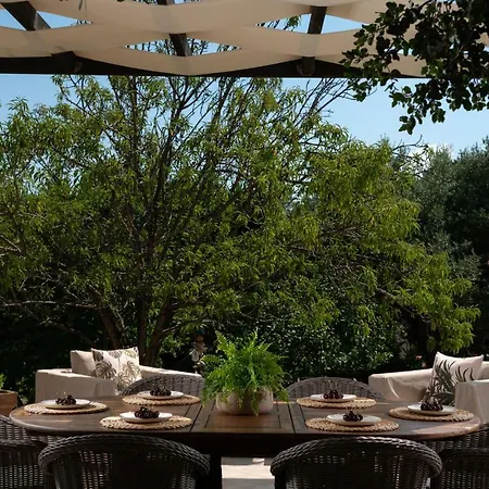 Levantes Luxury - Nature Inspired, Pool & Bbq, By Thinkvilla Villa *