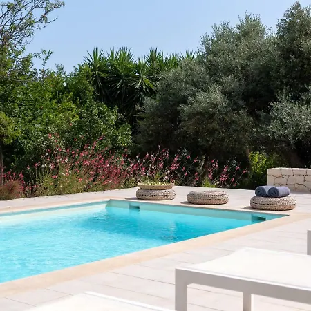 Villa Levantes Luxury - Nature Inspired, Pool & Bbq, By Thinkvilla