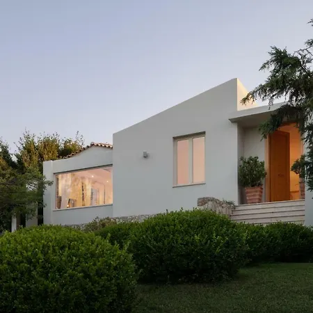 Levantes Luxury - Nature Inspired, Pool & Bbq, By Thinkvilla Villa *